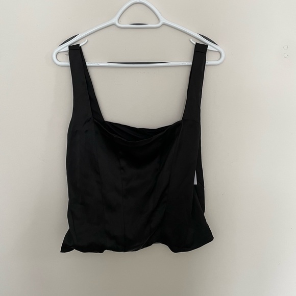 Dynamite Satin Top - Picture 1 of 5